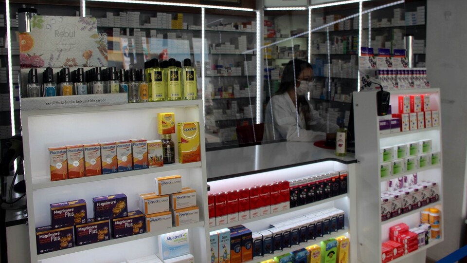 Eczacılara rekabet cezası