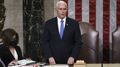 Pence: Trump'ın azli için adım atmayacağım