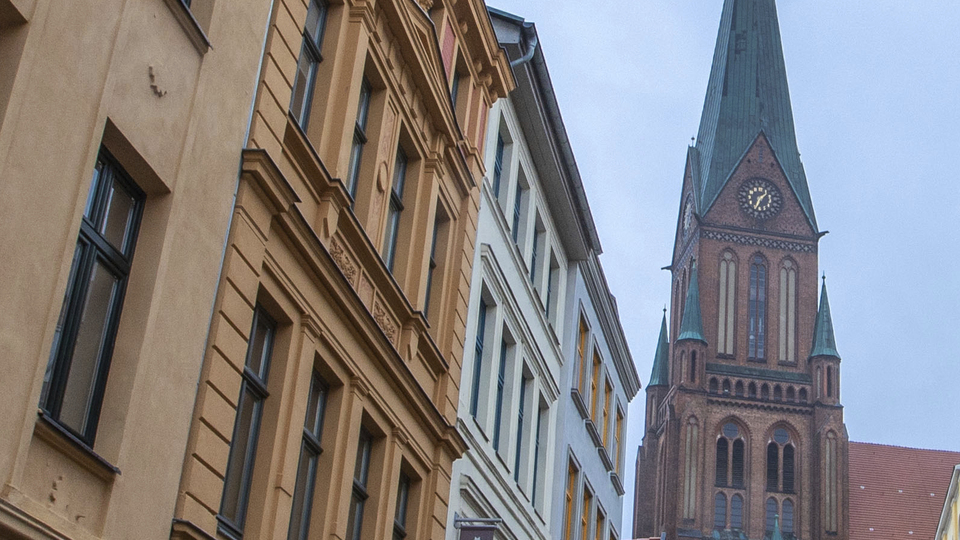 Almanya'da Kovid-19 alarmı: Ordu sahaya iniyor!