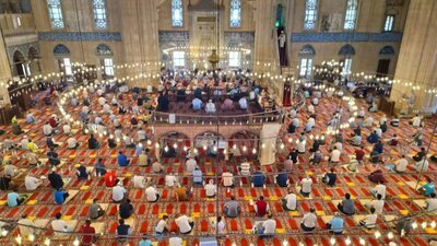 İstanbul cuma namazı saati