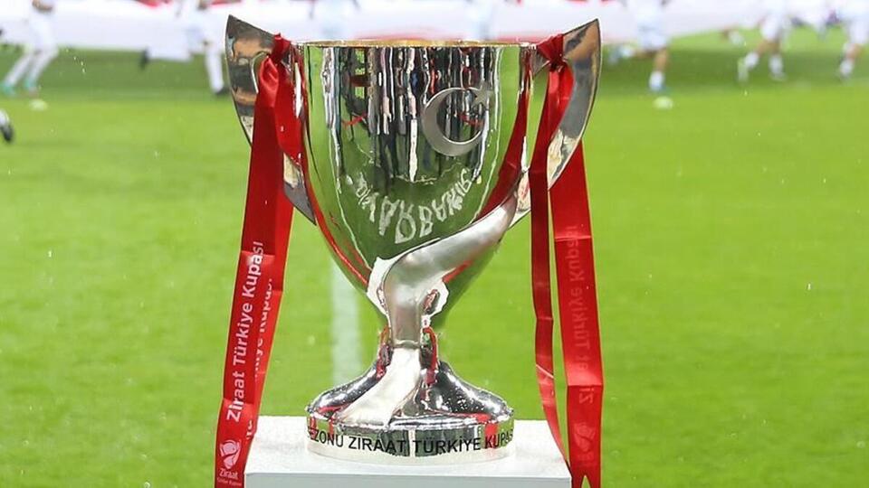Final yolunda son kura çekiliyor