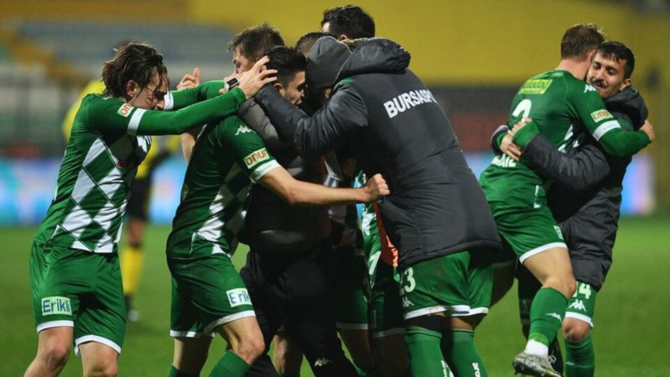 Bursaspor'da hedef kadroyu korumak