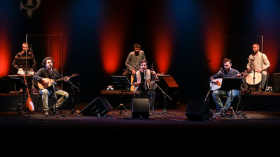 İş Sanat'ta türkü ziyafeti