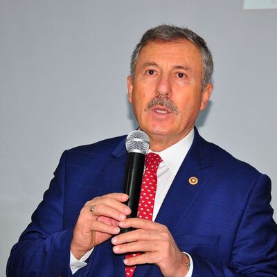 Gelecek Partili Selçuk Özdağ'a saldırı