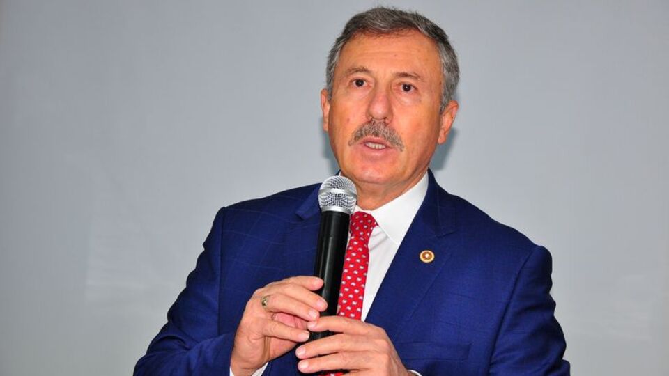 Gelecek Partili Selçuk Özdağ'a saldırı