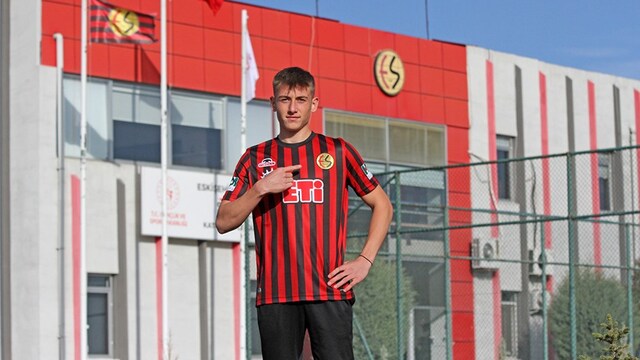 Beşiktaş ilk transferini bitirdi!