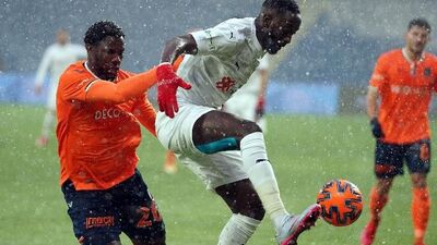 Başakşehir'de yoğun kar yağışı