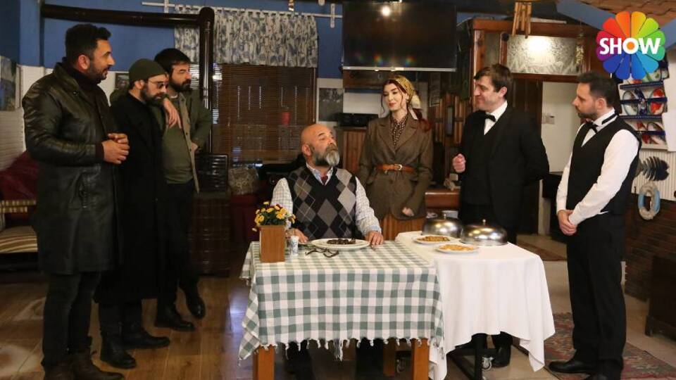 Gurme Engin Ar'ın gelişi ortalığı karıştırdı!