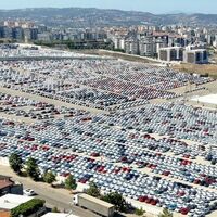 Üretim azaldı, satışlar arttı