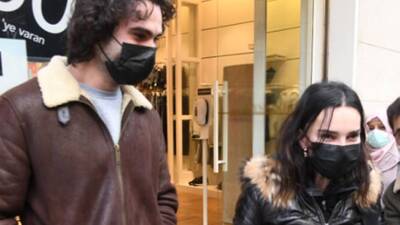 'İkimiz de sıradan insanlar gibi yaşıyoruz'