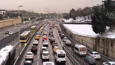 İstanbul'da kar trafiği! Yüzde 72'ye çıktı!