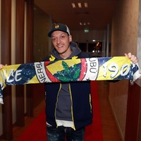 Mesut Özil çılgınlığı!