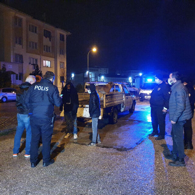 Babası darp edilerek kaçırılan çocuğu polis kurtardı