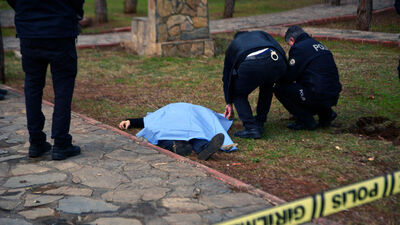 Adana'da parkta kanlı infaz