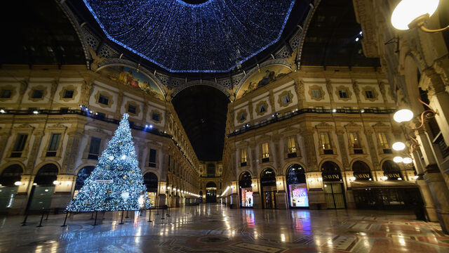Milano'da açık havada sigara içme yasağı