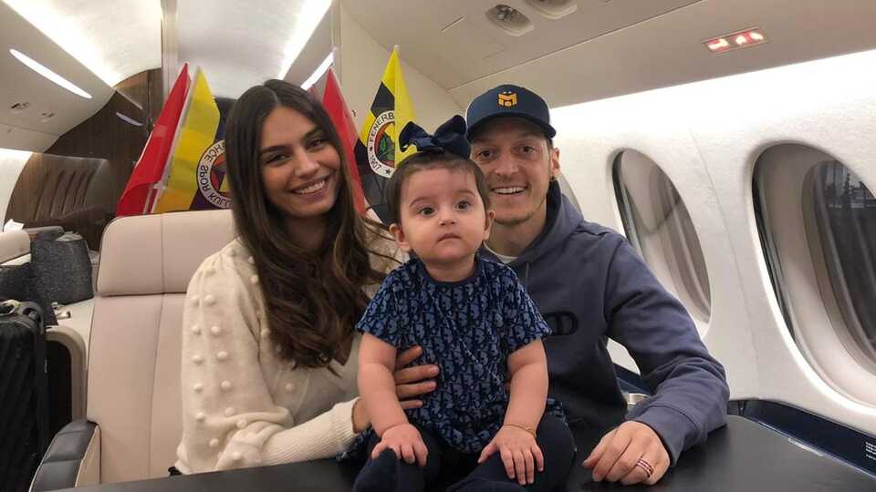 İstanbul'a iniş anını paylaştı!