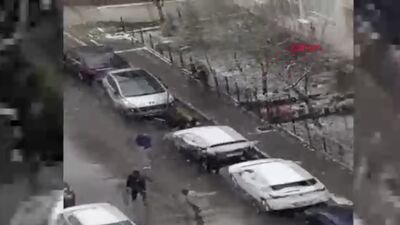 Selçuk Özdağ'a yönelik saldırıların görüntüleri ortaya çıktı