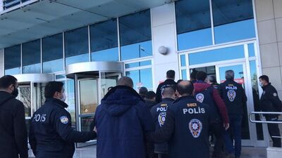 Adana'da yasa dışı bahis oynatan 7 kişi tutuklandı