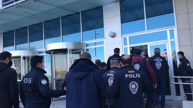 Adana'da yasa dışı bahis oynatan 7 kişi tutuklandı