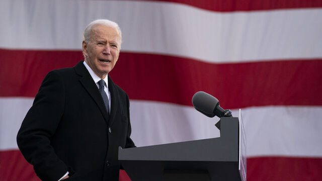 Biden yemin etti, göreve başladı!