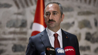 Adalet Bakanı: Bana her gün tutuklama siparişi verenlere sesleniyorum...