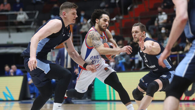 Efes, Rusya'da kaybetti