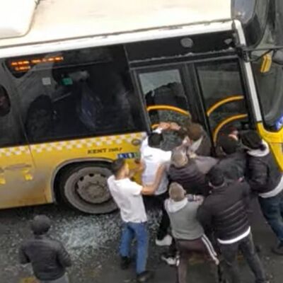 Otobüsün camını kırdılar! İçeri girip dövdüler!