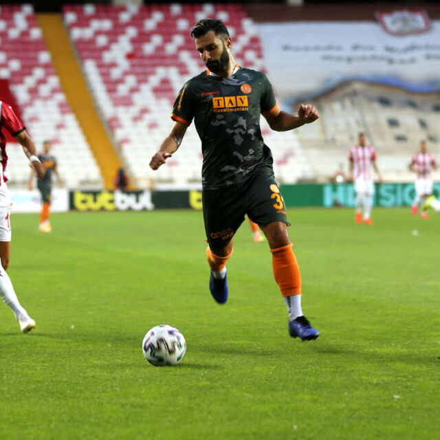 Tzavellas ve Sivasspor PFDK'da