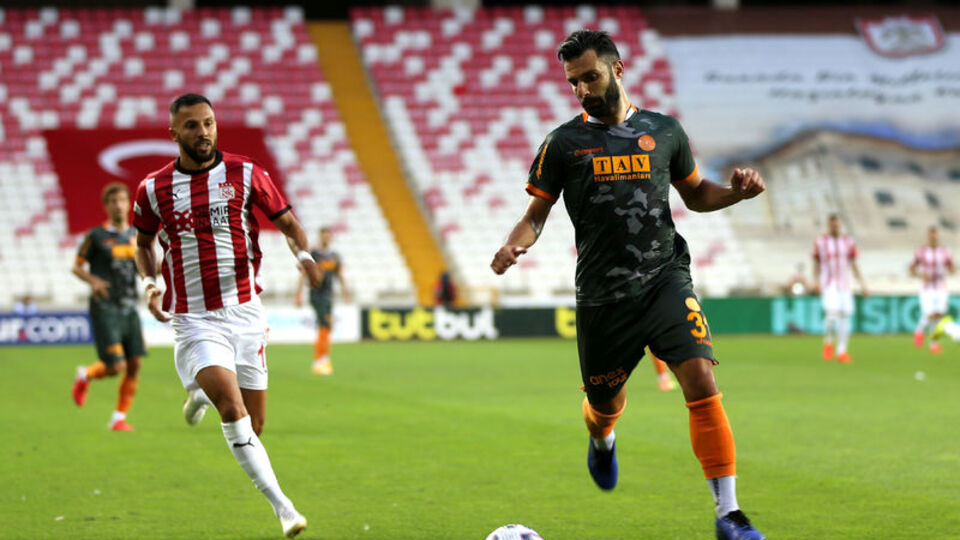 Tzavellas ve Sivasspor PFDK'da