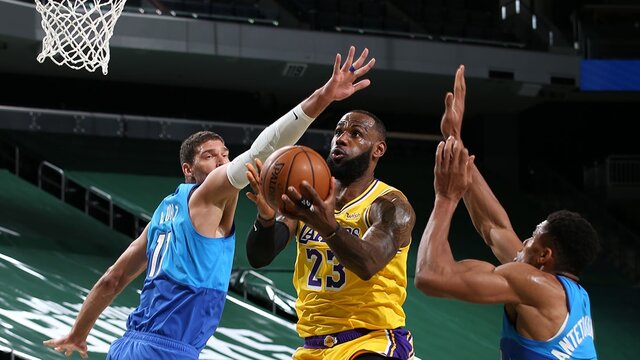 LeBron farkı!
