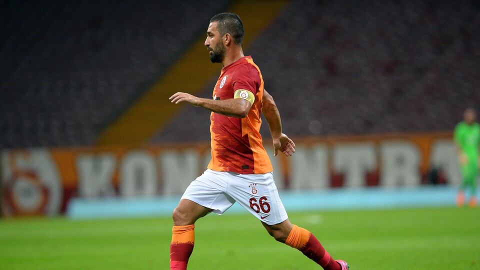 Taraftara olay cevap!