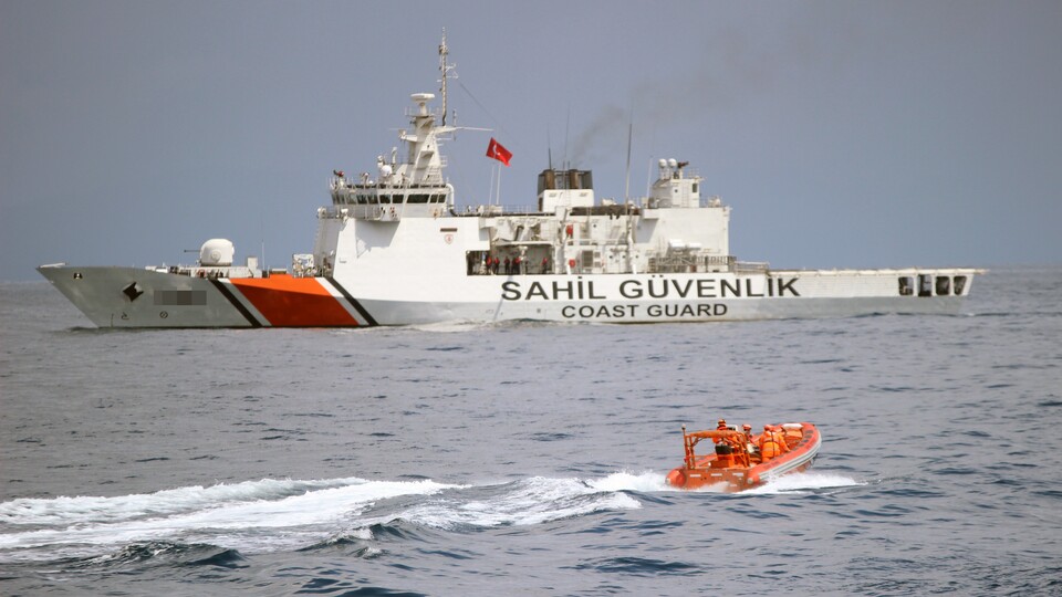 Muğla'da balıkçı teknesi battı: 1 kişi kayıp!