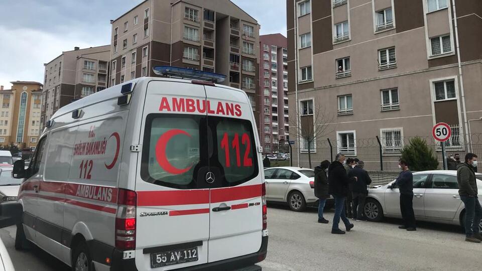 'Bebek sesi' tartışması kavgaya dönüştü: 4 yaralı!