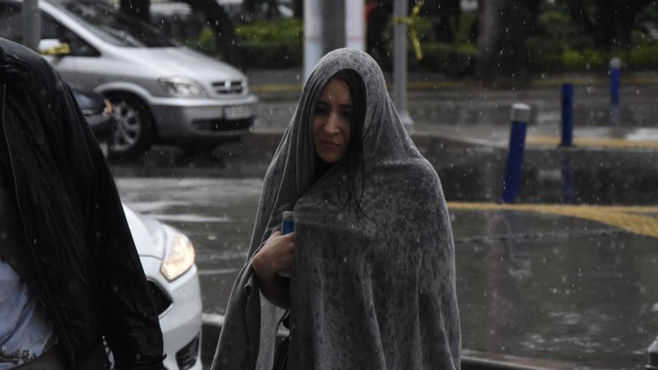 Hava durumu: Yağmur ve fırtına uyarısı