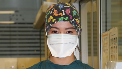 O anları anlattı! Eline 'beni bırakma, korkuyorum' yazmıştı...