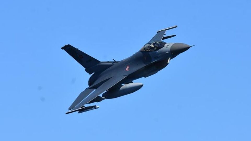 Doğu Akdeniz'de dikkat çeken uçuşlar!