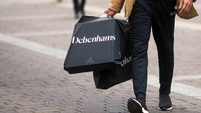 232 yıllık İngiliz 55 milyon sterline satıldı