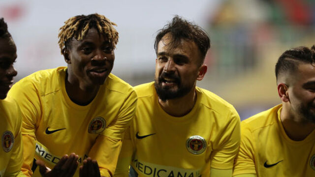 İzmir derbisi nefes kesti