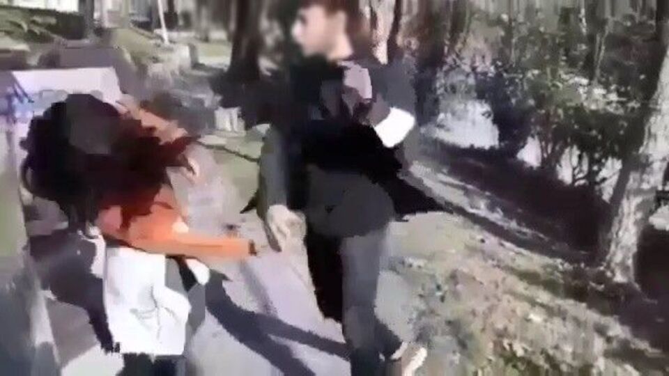 18 yaşından küçük sevgiliye feci şiddet!