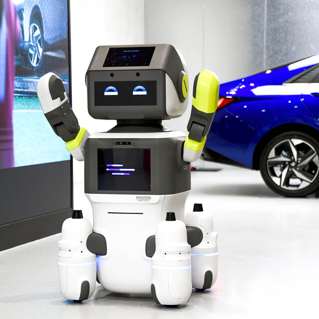 Showroomlarda robot devri!