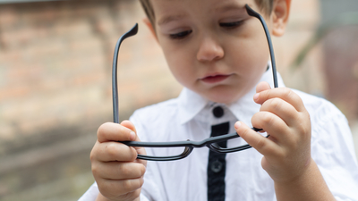 Pandemide çocuklar miyoplaşıyor