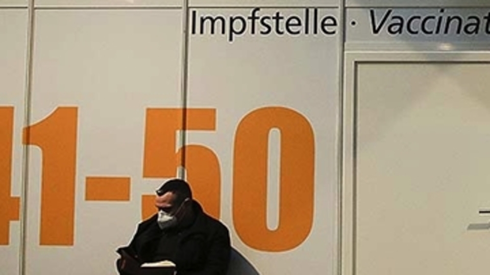 AB hedefin çok gerisinde: 27 ülkede sadece 9 milyon doz aşı yapıldı
