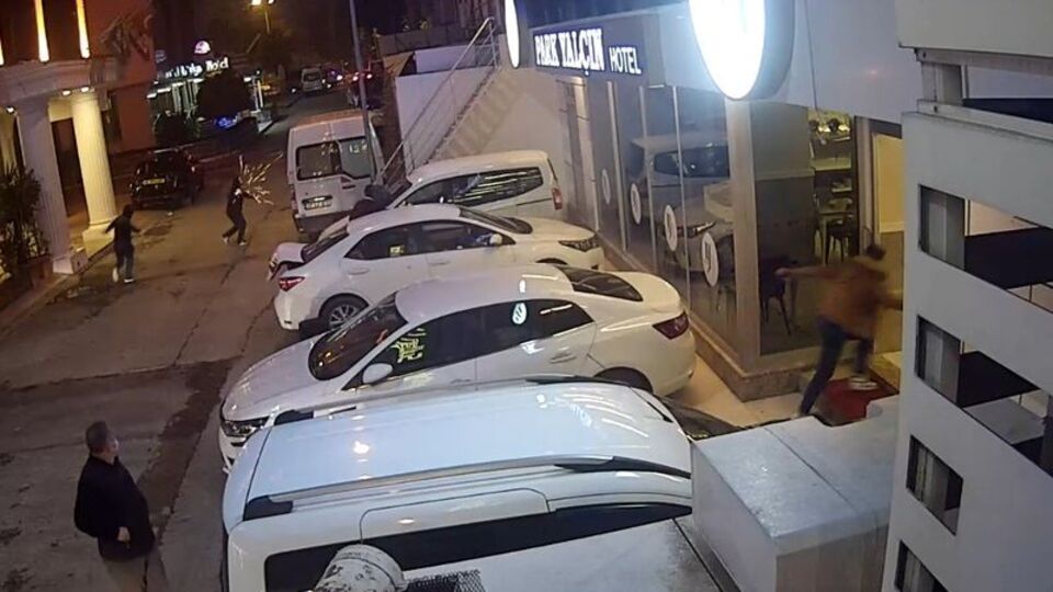 2.7 milyon liralık gasp girişimine kurye şoku!