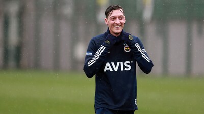Mesut Özil çılgınlığı