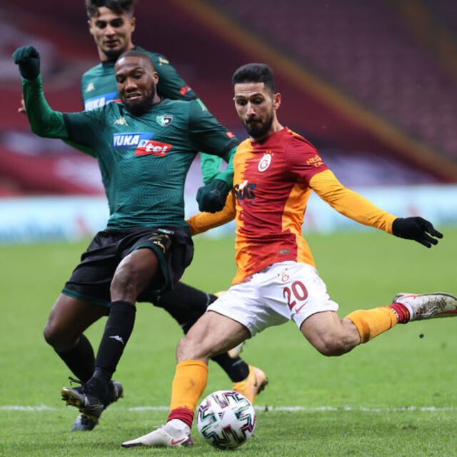 Denizlispor'da 3 kadro dışı
