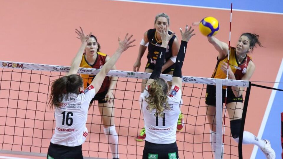 Galatasaray yarı finalde