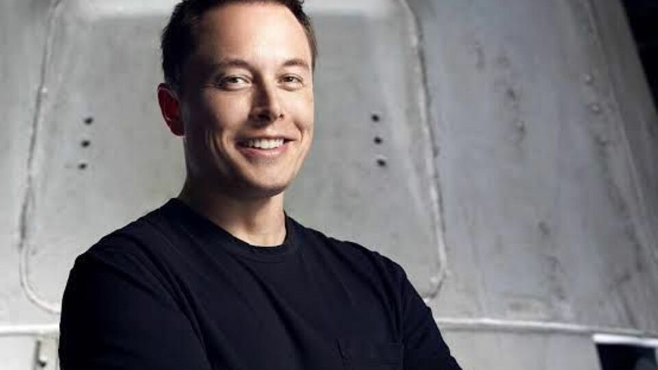 Elon Musk kimdir?