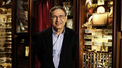 Orhan Pamuk kimdir?