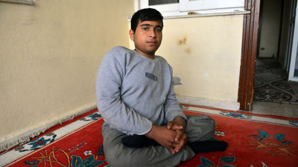 Hayırsever imdada yetişti