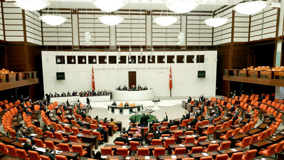 Türkiye-İngiltere serbest ticaret anlaşmasını düzenleyen teklif kabul edildi